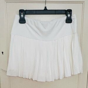 New athletic skort white shein size large XL or 12 very cute